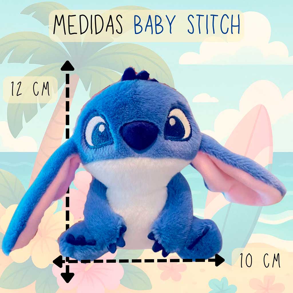Pelúcia Baby Stitch azul medindo 12 cm de altura e 10 cm de largura com orelhas longas e olhos grandes.