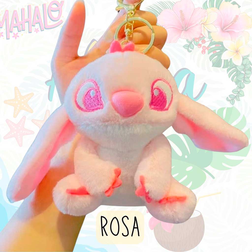 Chaveiro de pelúcia Baby Stitch rosa com detalhes pink, orelhas grandes e expressão fofa.