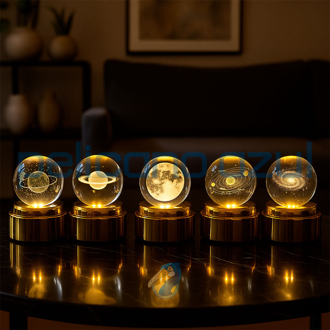 luminária giratória decorativas iluminadas com planetas galaxias e lua em base dourada